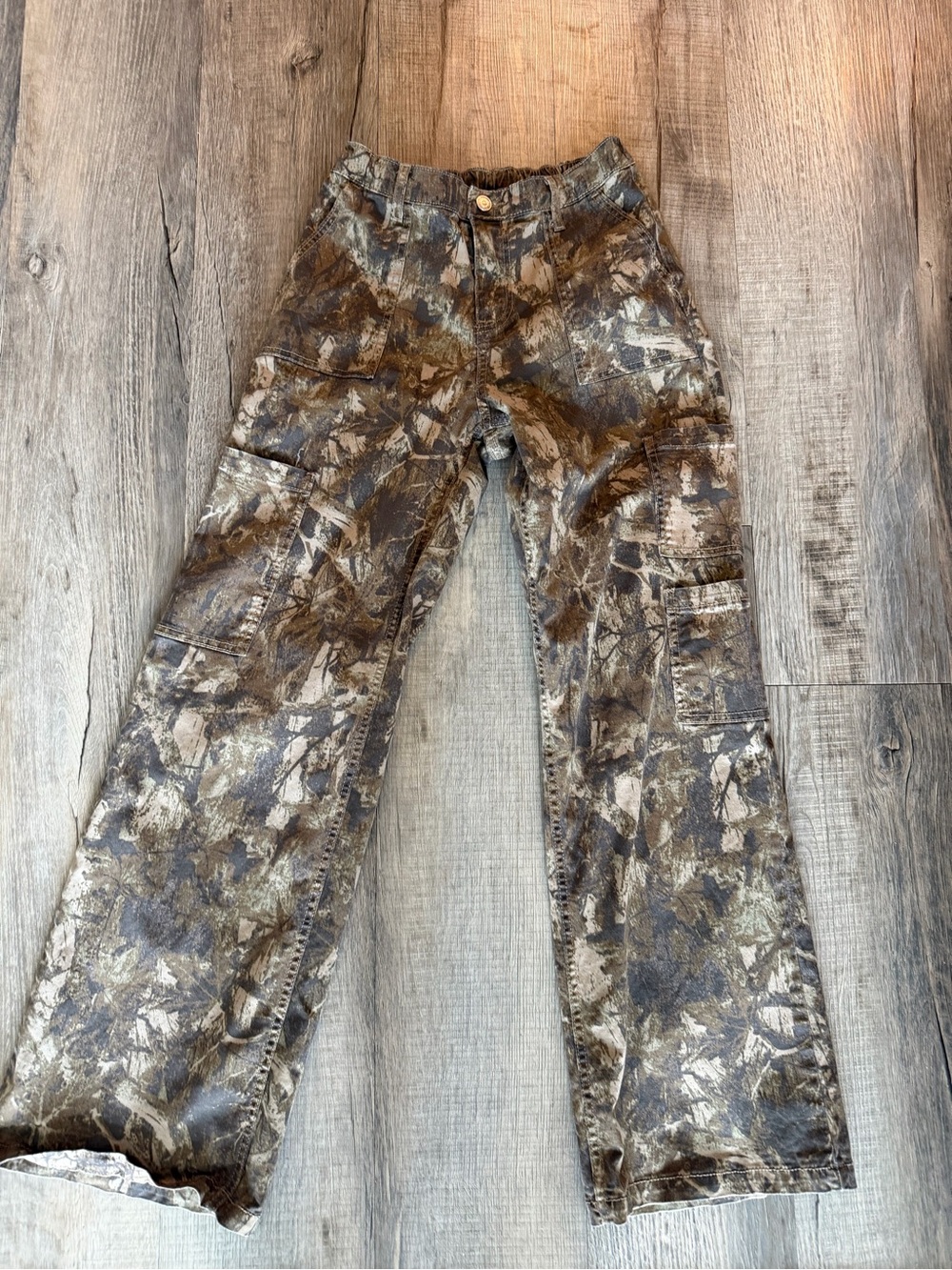 No Boundaries Olive and Khaki Drawstring Waist Cargo Pants
